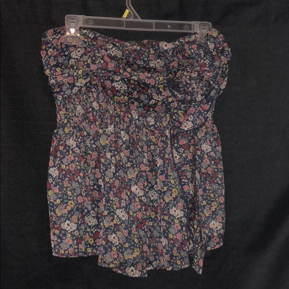 Strapless top